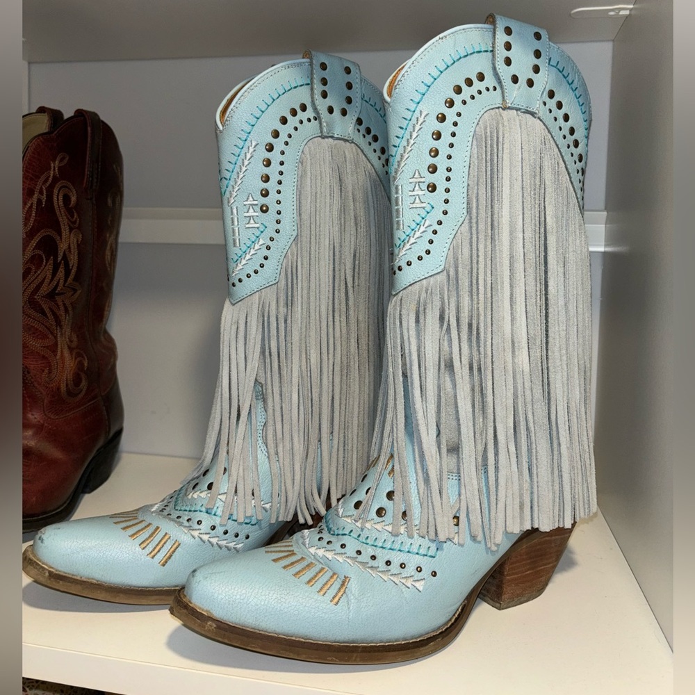 Dingo Gypsy Fringe Leather Snip Toe Boots